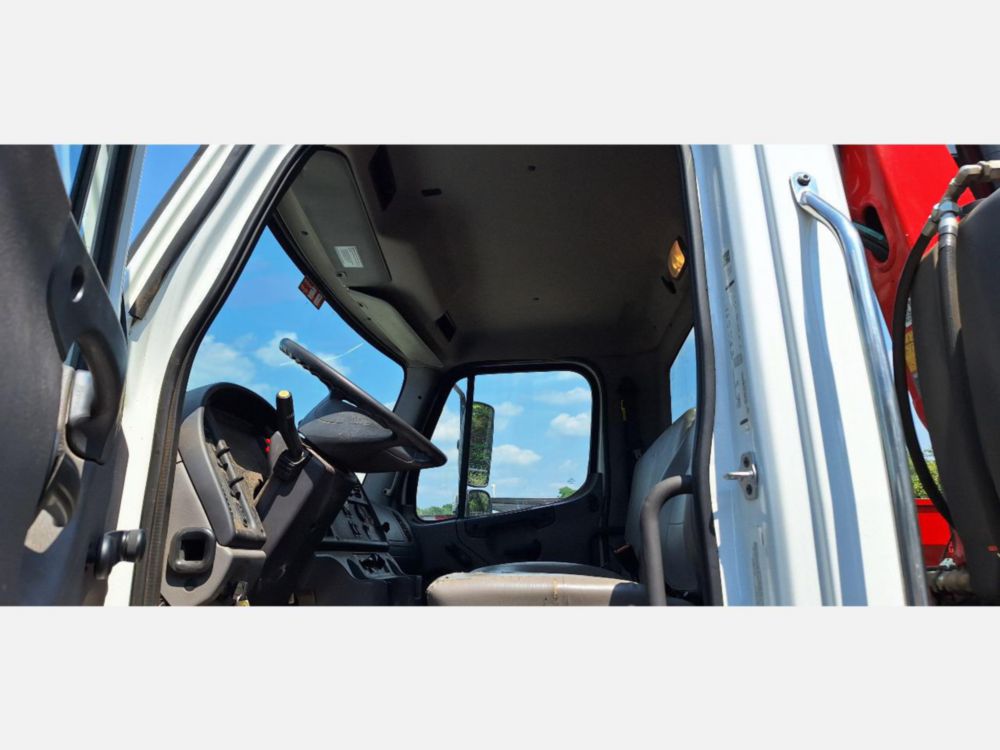 2022 Freightliner M2 Diesel 4x2 Fassi F-115 Grapple Truck