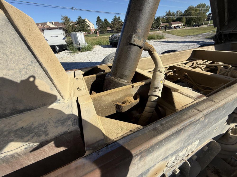 2006 Kenworth T-800 Tri-Axle Ox Bodies Dump Truck