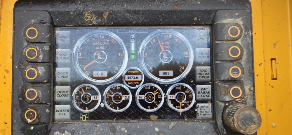 2018 Int'l HX615 Tri-Axle Vermeer VX200-1600 Hydro-Excavator Truck