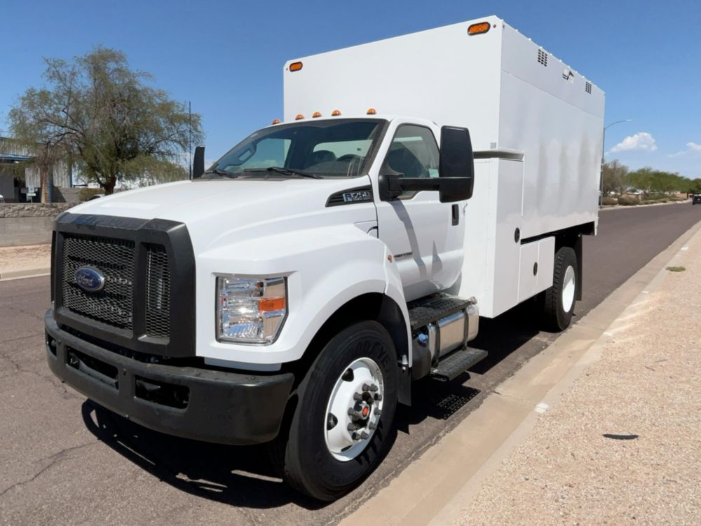 2026 Ford F750 4x2 Chipper Truck