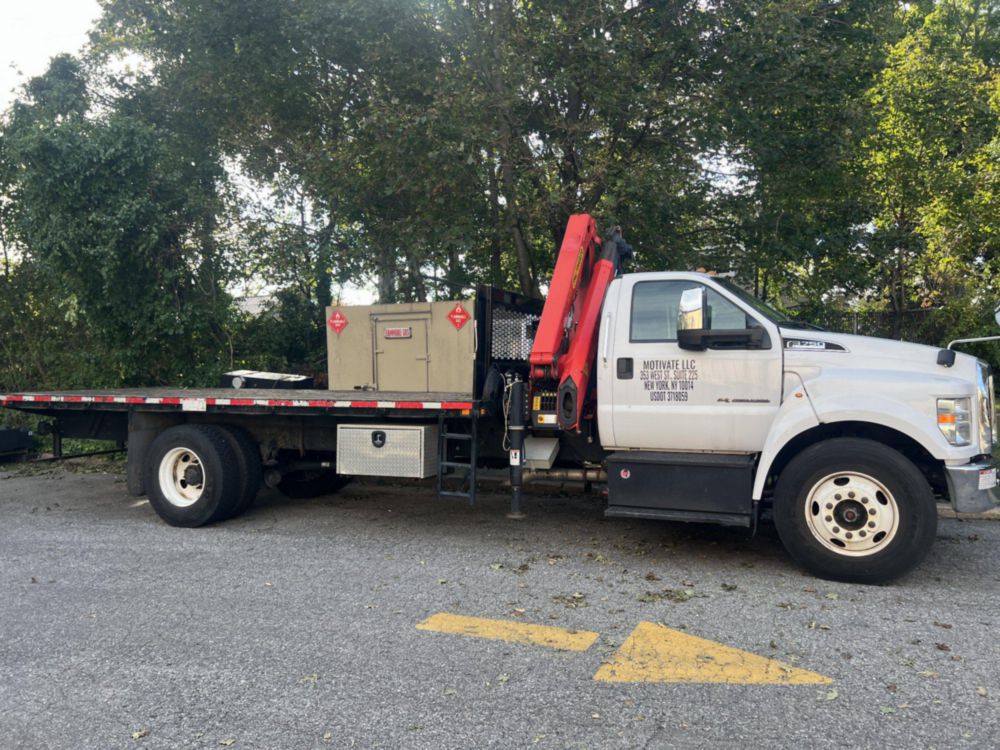 2019 Ford F-750 4x2 Flat Bed Knuckleboom Truck 