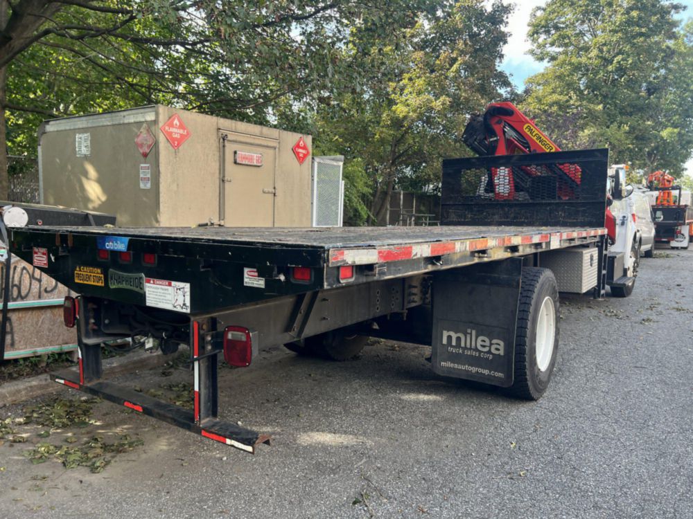 2019 Ford F-750 4x2 Flat Bed Knuckleboom Truck 