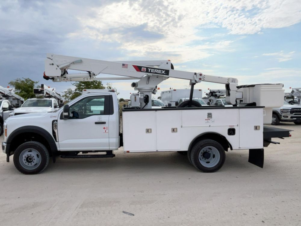 2026 Ford F550 4x4 Terex Utilities LT40 Bucket Truck