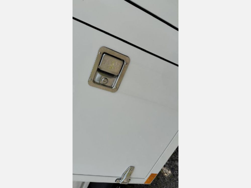 New 2022 Chevrolet 5500 4x2 Posi+ 700-40 Cable Placer Truck
