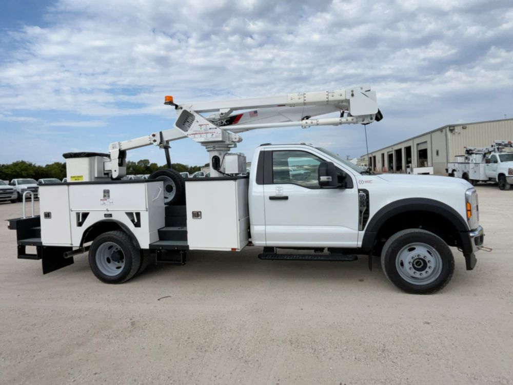 2026 Ford F550 4x4 Terex Utilities LT40 Bucket Truck
