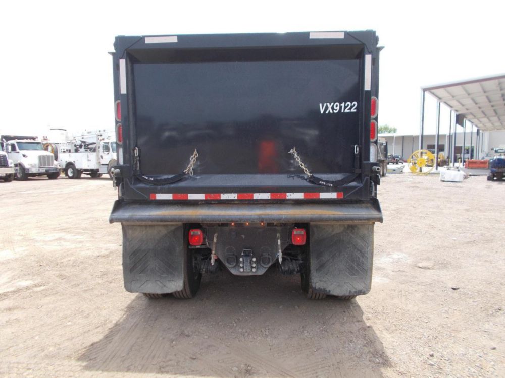 2026 Peterbilt 567 10x4 18' Load King Dump Truck