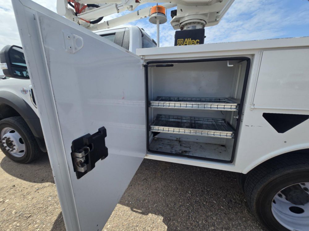 2022 Ford F-550 4x4 Powerstroke Altec AT-40G Bucket Truck
