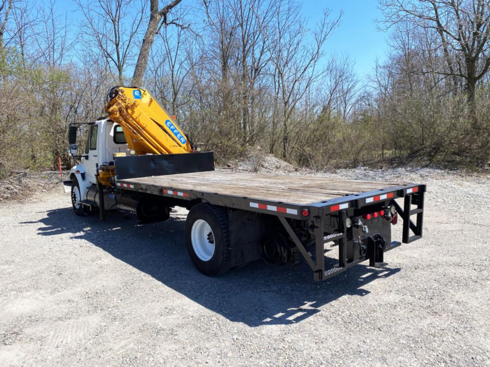 2010 IHC 4300 4x2 2002 Effer 170/4S Boom Truck