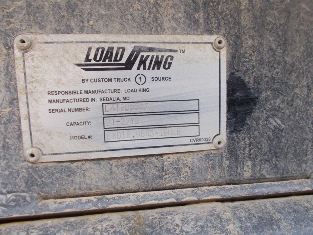 2026 Peterbilt 567 10x4 18' Load King Dump Truck