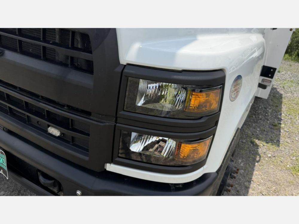 New 2022 Chevrolet 5500 4x2 Posi+ 700-40 Cable Placer Truck