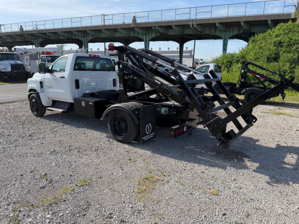 New 2023 Chevrolet 6500 4x2 Palfinger ACC-80 Container Handler Truck