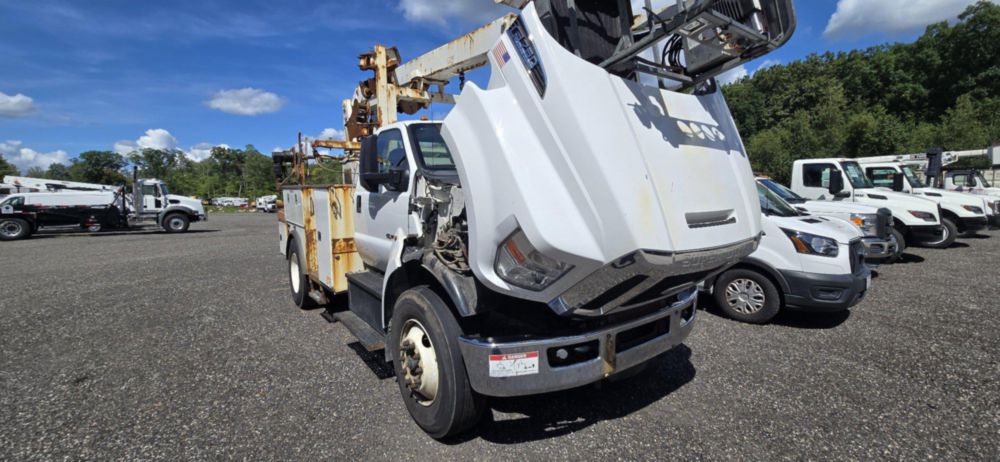 2019 Ford 750 4x2 Versalift VTP-40-NE Cable Placer Truck