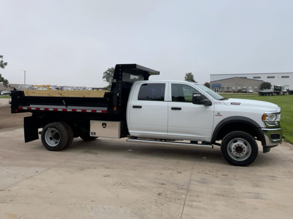 2024 RAM 5500 4x4 Parkhurst Manhauler Truck