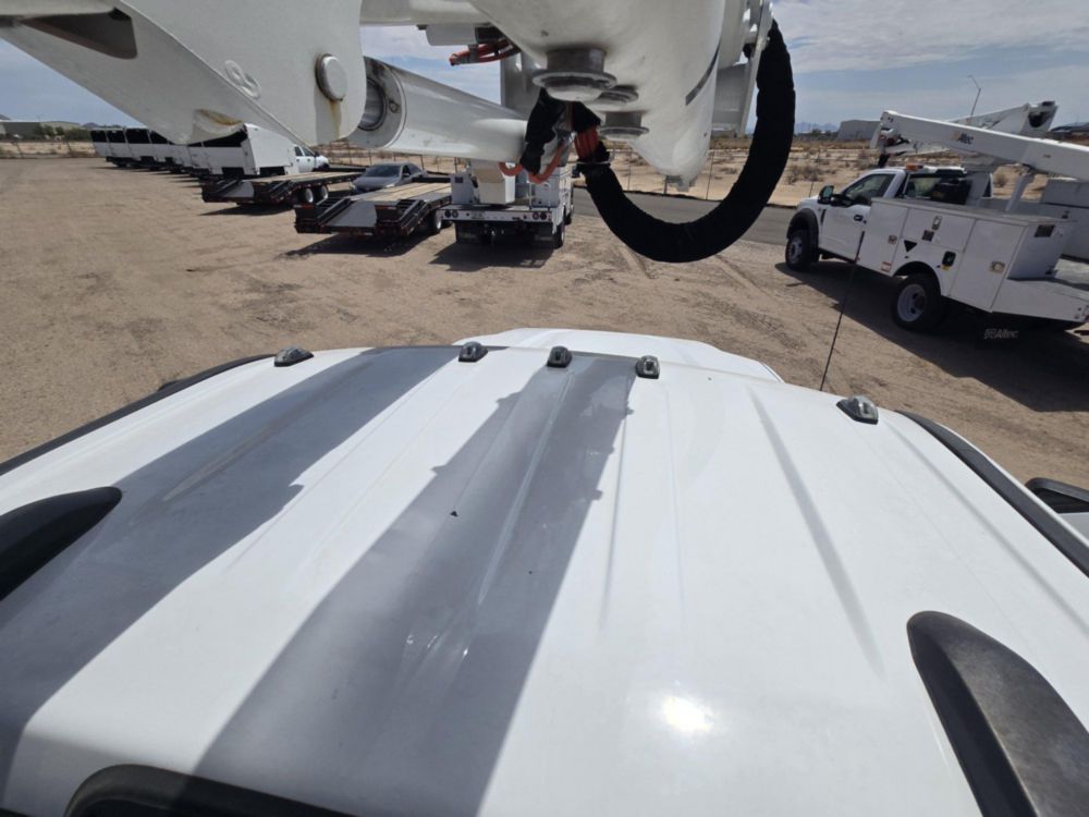2022 Ford F-550 4x4 Altec AT-40G Bucket Truck
