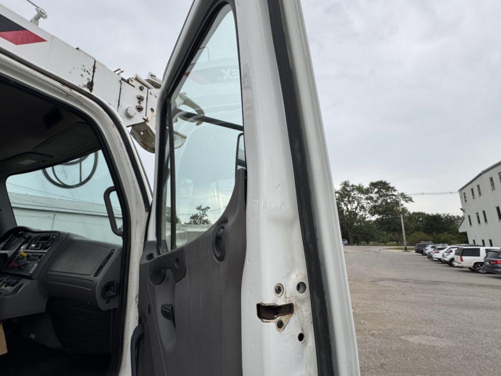2020 Freightliner M2 4x4 Terex Commander 4047 Digger Derrick Truck