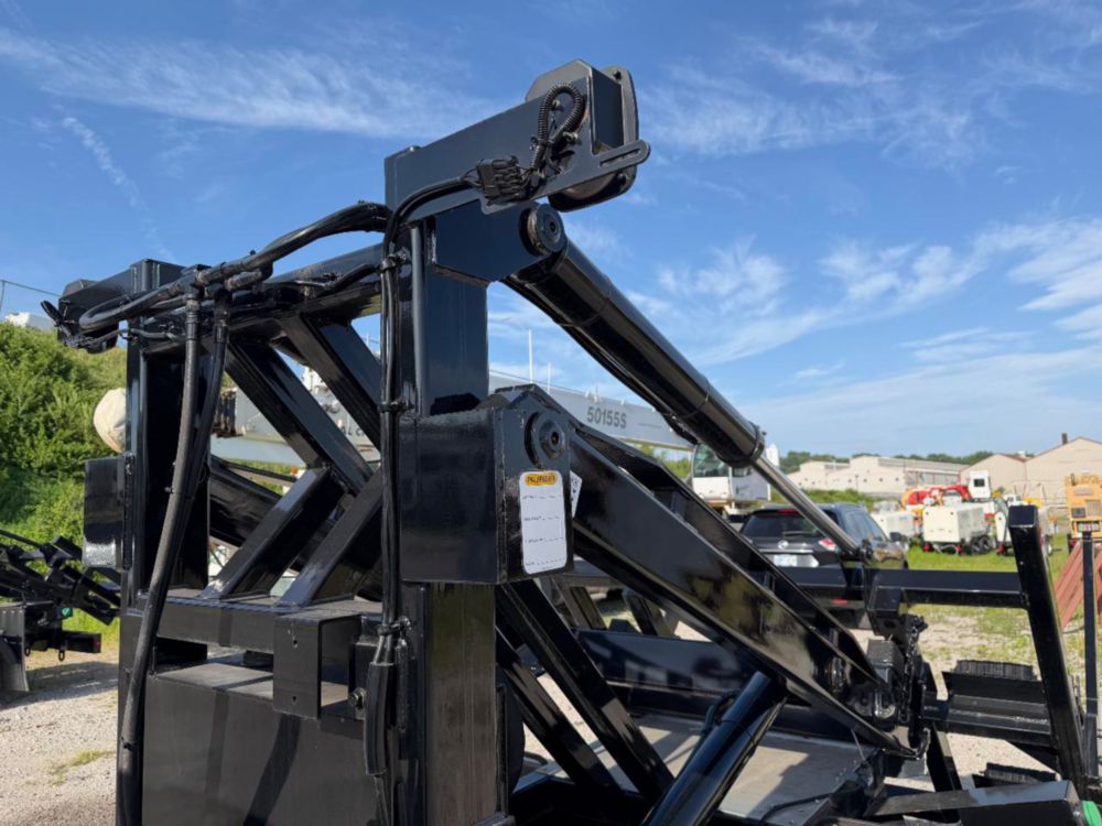 New 2023 Chevrolet 6500 4x2 Palfinger ACC-80 Container Handler Truck