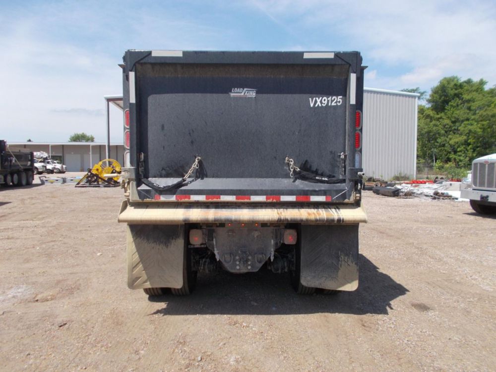 2026 Peterbilt 567 10x4 18' Load King Dump Truck