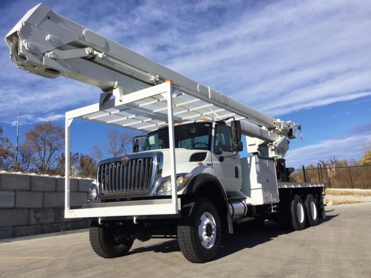 2013 International 7400 6x6 Terex RM-75 Bucket Truck