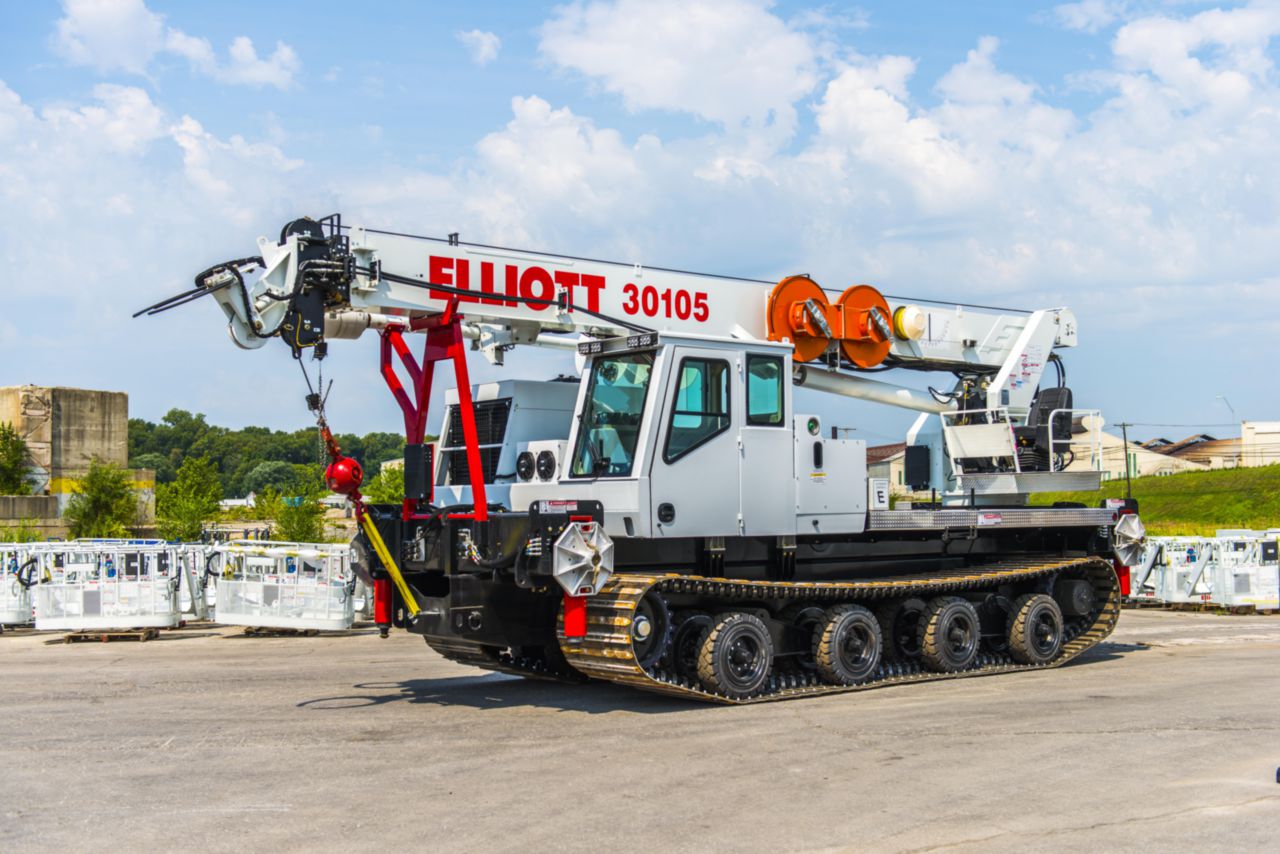 107 ft Track Digger Derrick Rental - Custom Truck One Source