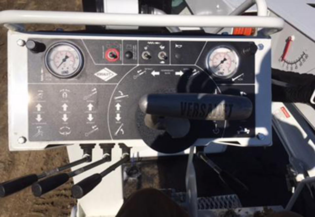 51.1 ft Track Digger Derrick Rental - Custom Truck One Source