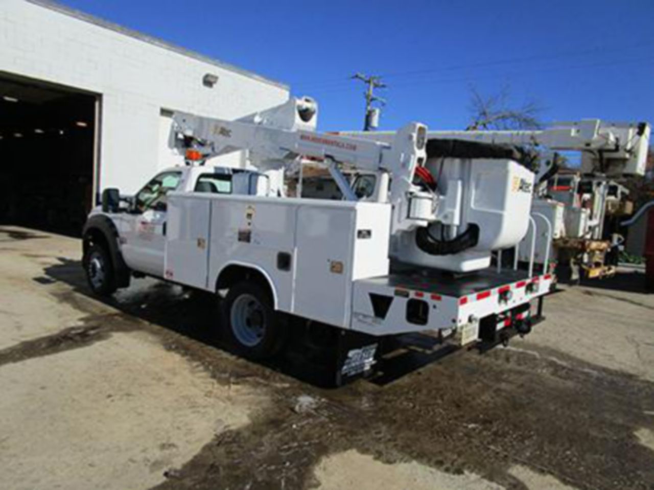 38 ft HiRail Bucket Truck Rental Custom Truck One Source
