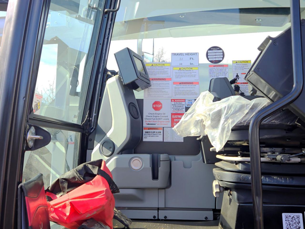 2023 Morooka MST2500VDL 2015 Versalift VST-9000-I Track Bucket Truck