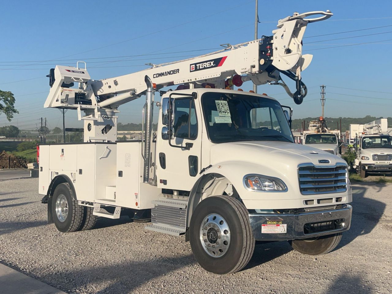 2026 Freightliner M2106 4x2 Terex Utilities Commander 4047 Digger