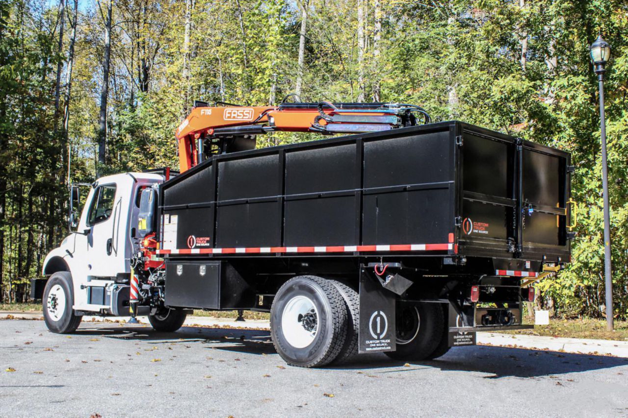 2024 Freightliner M2106 4x2 FASSI F115A.0.22 Grapple Truck
