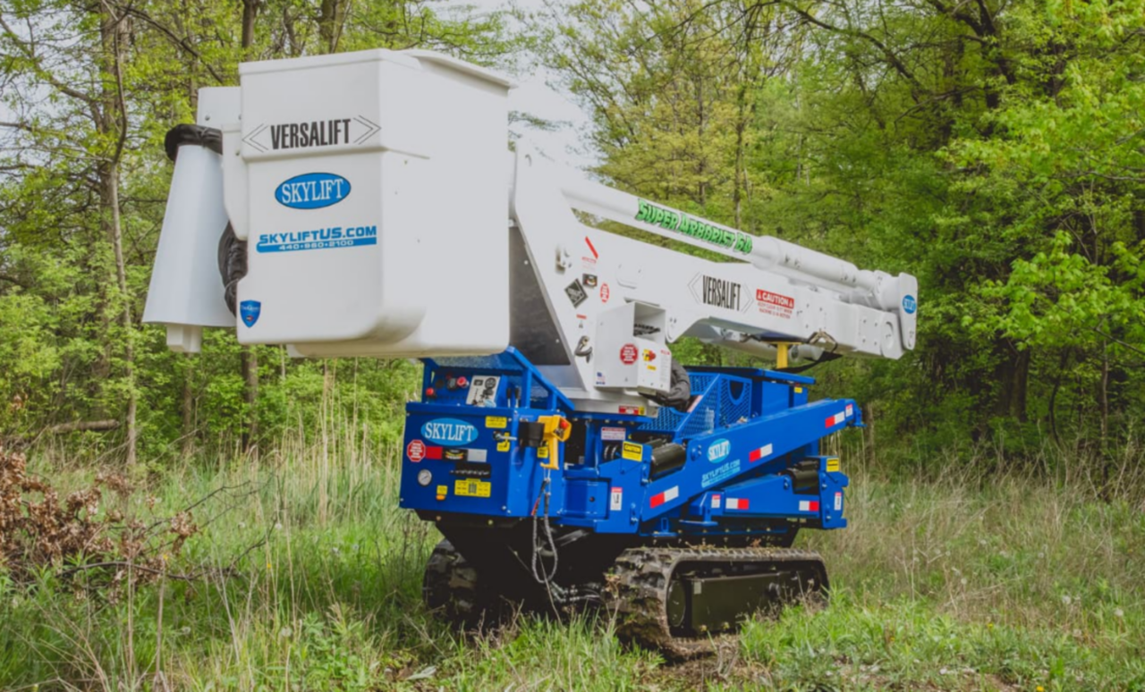 61 ft Track Backyard Bucket Rental - Custom Truck One Source