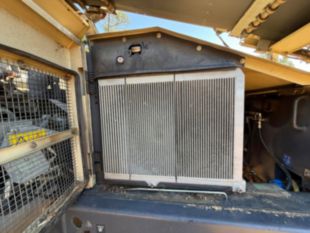 2021 Metso ST2.8 Mobile Scalping Screen