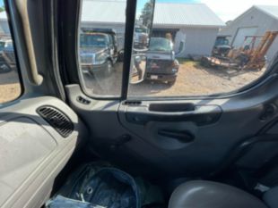 2010 Freightliner 6x4 National 800D 23 Ton Boom Truck