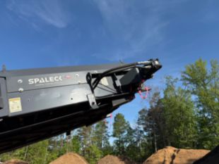 2022 Terex TRS 500 Recycling Screen