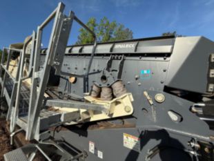 2022 Terex TRS 500 Recycling Screen