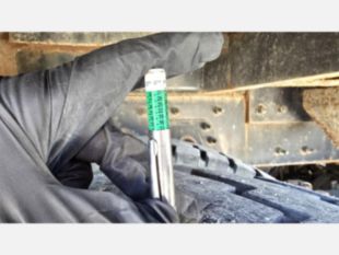 International 7400 Digger Derrick on 2012 International 7400 6x6