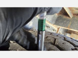 International 7400 Digger Derrick on 2012 International 7400 6x6