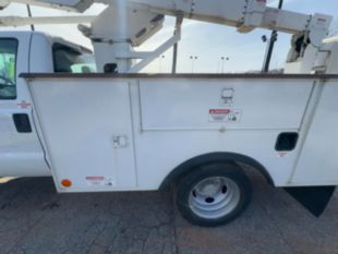 2016 Ford F-550 Gas Powered 4x4 2008 Terex TL-38 Bucket Truck