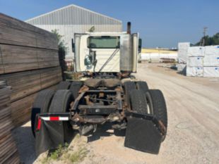 2011 Int'l Prostar Tandem Axle Day Cab