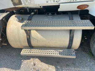 2011 Int'l Prostar Tandem Axle Day Cab