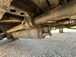 2010 Freightliner 6x4 National 800D 23 Ton Boom Truck