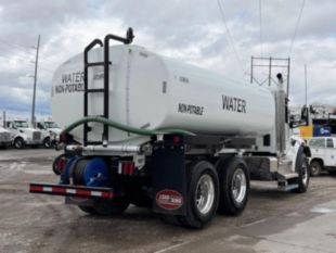 2024 Peterbilt 548 6x4 Load King Load King 4000 Gallon Water Tank Water Truck