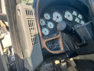 2011 Int'l Prostar Tandem Axle Day Cab