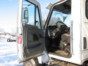 2005 Int'l 7500 6x4 Diesel Rotobec Elite 80 Grapple Truck