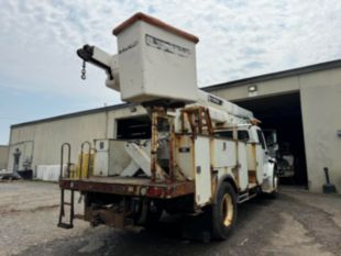 2015 Terex HRX-55 2015 Freightliner M2106 Bucket Truck