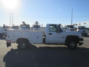 2006 Chevrolet 3500 4x2 Service Truck