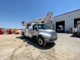 2019 International MV607 4x2 Versalift TMD-2047-T Digger Derrick