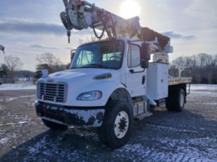 2015 Freightliner M2 4x4 Terex Commander 4047 Digger Derrick Truck