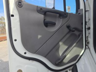 2014 Freightliner M2 Diesel 6x4 Automatic Flatbed Truck