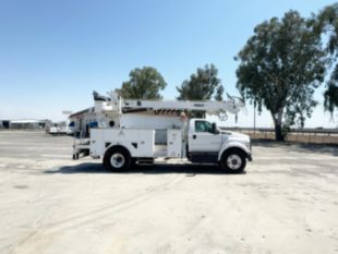 2019 Ford F750 4x2 Versalift TMD-2047-T Digger Derrick