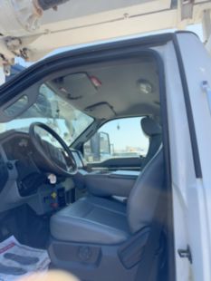 2019 Ford F750 4x2 Versalift TMD-2047-T Digger Derrick