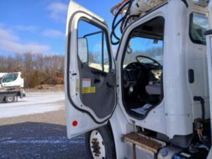 2015 Freightliner M2 4x4 Terex Commander 4047 Digger Derrick Truck